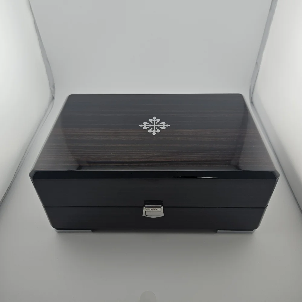 Patek Philippe brown wooden watch box with cover cloth - Picture 15 of 16